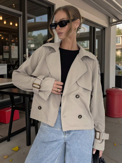 Victoria trenchcoat